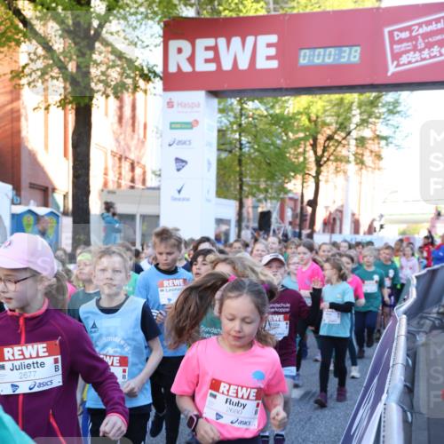 25.04.2025 - Das Zehntel Lena Gebhardt http://msf.ph/oto/7798933 26.04.2025 07:32:32 Allgemein zum Event 2677, 00, 38, 8205, 2680 meine-sportfotos.de