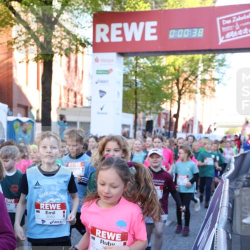 25.04.2025 - Das Zehntel Lena Gebhardt http://msf.ph/oto/7798937 26.04.2025 07:32:32 Allgemein zum Event 3089, 0, 00, 38 meine-sportfotos.de