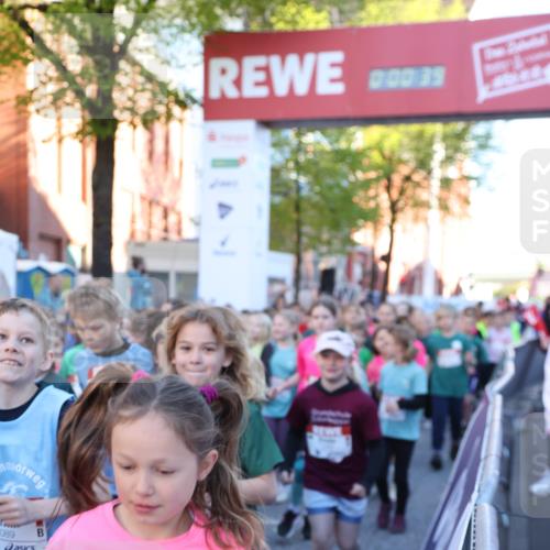 25.04.2025 - Das Zehntel Lena Gebhardt http://msf.ph/oto/7798943 26.04.2025 07:32:32 Allgemein zum Event 8089, 0, 00, 39, 2680 meine-sportfotos.de