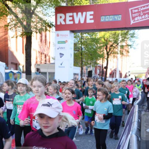 25.04.2025 - Das Zehntel Lena Gebhardt http://msf.ph/oto/7798958 26.04.2025 07:32:33 Allgemein zum Event 34, 00, 40, 2345, 1269 meine-sportfotos.de