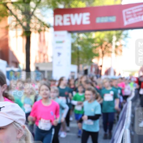 25.04.2025 - Das Zehntel Lena Gebhardt http://msf.ph/oto/7798964 26.04.2025 07:32:34 Allgemein zum Event  meine-sportfotos.de