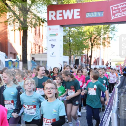 25.04.2025 - Das Zehntel Lena Gebhardt http://msf.ph/oto/7798980 26.04.2025 07:32:35 Allgemein zum Event 2888, 2880, 0, 00, 4, 28 meine-sportfotos.de