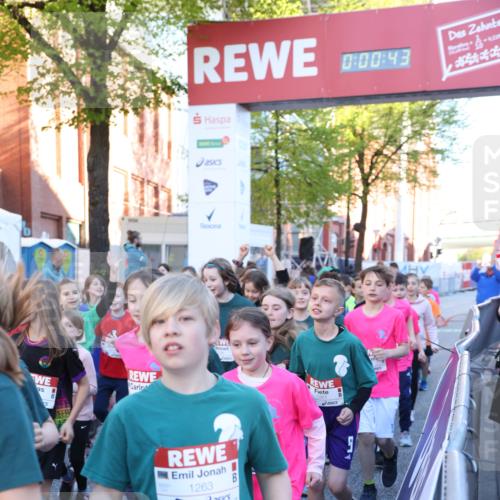 25.04.2025 - Das Zehntel Lena Gebhardt http://msf.ph/oto/7799021 26.04.2025 07:32:36 Allgemein zum Event 0, 00, 43, 1263, 1261, 8236 meine-sportfotos.de