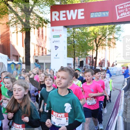 25.04.2025 - Das Zehntel Lena Gebhardt http://msf.ph/oto/7799040 26.04.2025 07:32:38 Allgemein zum Event 2391, 00, 44, 42, 1261, 0 meine-sportfotos.de