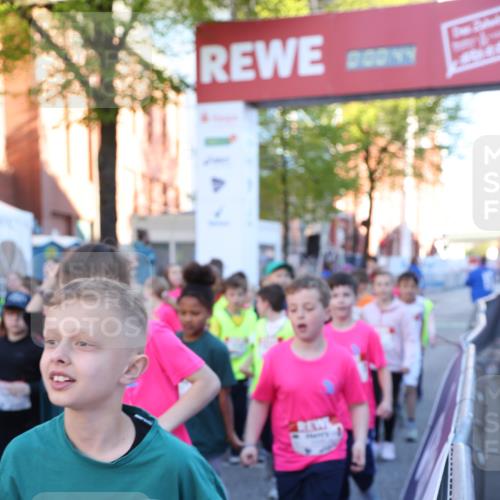 25.04.2025 - Das Zehntel Lena Gebhardt http://msf.ph/oto/7799053 26.04.2025 07:32:38 Allgemein zum Event 1261 meine-sportfotos.de