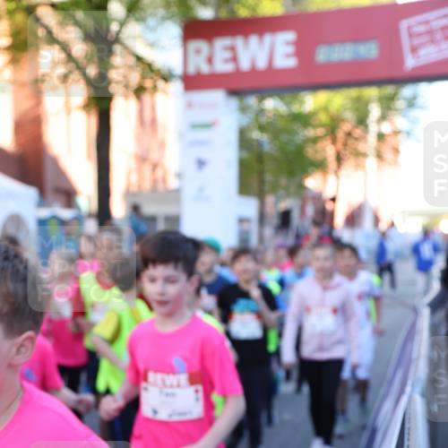 25.04.2025 - Das Zehntel Lena Gebhardt http://msf.ph/oto/7799075 26.04.2025 07:32:39 Allgemein zum Event  meine-sportfotos.de