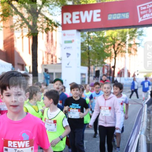 25.04.2025 - Das Zehntel Lena Gebhardt http://msf.ph/oto/7799078 26.04.2025 07:32:39 Allgemein zum Event 3431, 0, 00, 46, 1 meine-sportfotos.de