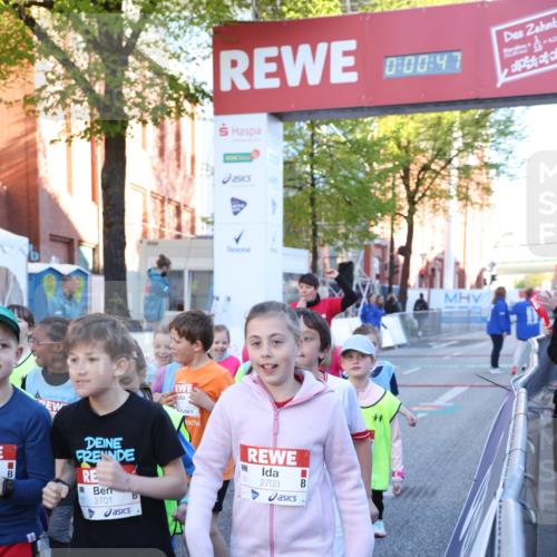 25.04.2025 - Das Zehntel Lena Gebhardt http://msf.ph/oto/7799102 26.04.2025 07:32:40 Allgemein zum Event 2701, 0, 00, 47, 2703 meine-sportfotos.de