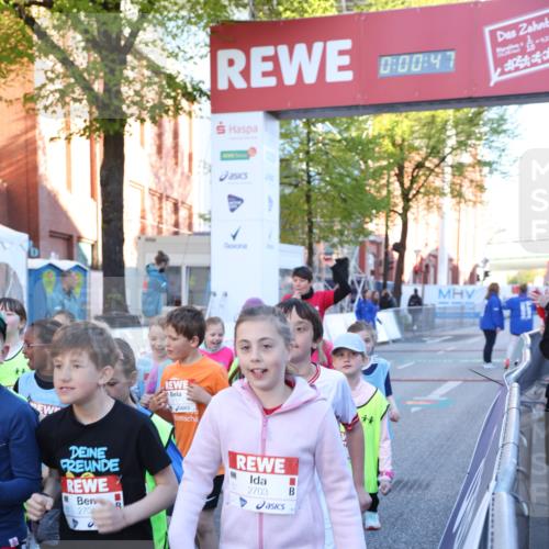 25.04.2025 - Das Zehntel Lena Gebhardt http://msf.ph/oto/7799105 26.04.2025 07:32:40 Allgemein zum Event 270, 3717, 0, 00, 47, 2703, 823 meine-sportfotos.de