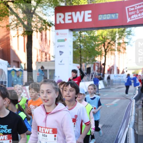 25.04.2025 - Das Zehntel Lena Gebhardt http://msf.ph/oto/7799109 26.04.2025 07:32:41 Allgemein zum Event 01, 2703, 00, 47 meine-sportfotos.de