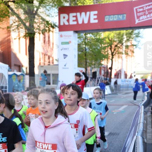 25.04.2025 - Das Zehntel Lena Gebhardt http://msf.ph/oto/7799112 26.04.2025 07:32:41 Allgemein zum Event 2703, 0, 00, 47 meine-sportfotos.de
