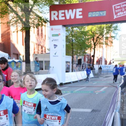 25.04.2025 - Das Zehntel Lena Gebhardt http://msf.ph/oto/7799143 26.04.2025 07:32:42 Allgemein zum Event 0, 00, 49, 25105, 4, 3413, 3081, 3093 meine-sportfotos.de