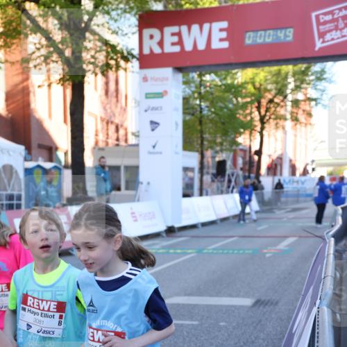 25.04.2025 - Das Zehntel Lena Gebhardt http://msf.ph/oto/7799147 26.04.2025 07:32:43 Allgemein zum Event 13, 3081, 8093, 00, 49 meine-sportfotos.de