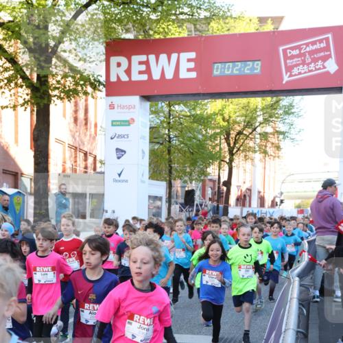 25.04.2025 - Das Zehntel Lena Gebhardt http://msf.ph/oto/7799255 26.04.2025 07:34:23 Allgemein zum Event 30, 2724, 0229, 0, 02, 29, 42345, 1, 3361 meine-sportfotos.de