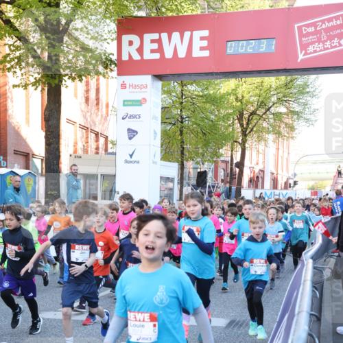 25.04.2025 - Das Zehntel Lena Gebhardt http://msf.ph/oto/7799307 26.04.2025 07:34:25 Allgemein zum Event 0, 02, 30, 2724, 2074, 10, 4, 2145 meine-sportfotos.de