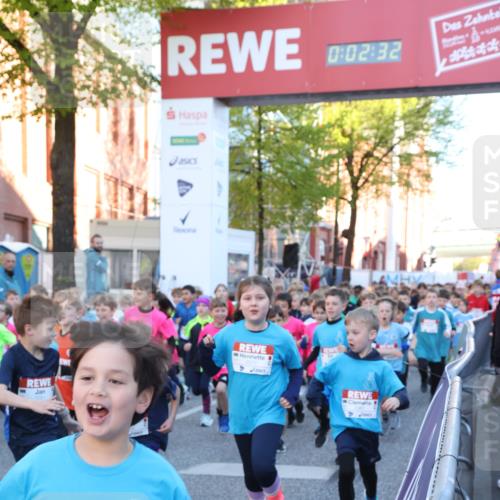 25.04.2025 - Das Zehntel Lena Gebhardt http://msf.ph/oto/7799311 26.04.2025 07:34:25 Allgemein zum Event 2074, 02, 32 meine-sportfotos.de