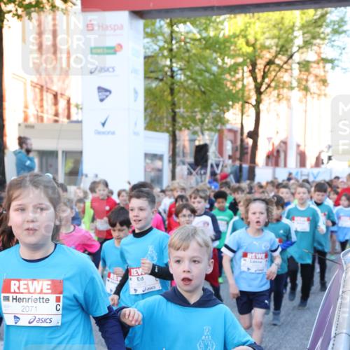 25.04.2025 - Das Zehntel Lena Gebhardt http://msf.ph/oto/7799318 26.04.2025 07:34:26 Allgemein zum Event 2071, 2072, 2067 meine-sportfotos.de