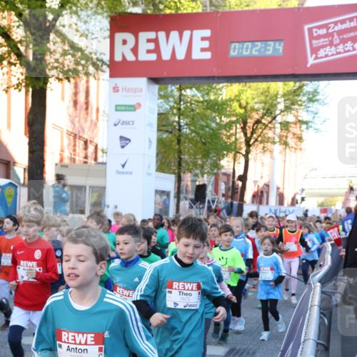 25.04.2025 - Das Zehntel Lena Gebhardt http://msf.ph/oto/7799362 26.04.2025 07:34:28 Allgemein zum Event 1878, 0, 02, 34, 1873, 8, 2345 meine-sportfotos.de