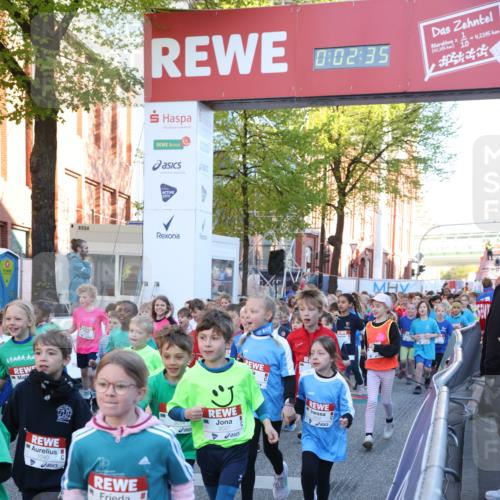 25.04.2025 - Das Zehntel Lena Gebhardt http://msf.ph/oto/7799382 26.04.2025 07:34:29 Allgemein zum Event 2724, 0, 02, 35, 1040, 1880, 3027, 42, 145, 4, 2145 meine-sportfotos.de