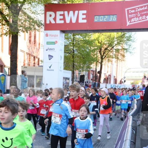 25.04.2025 - Das Zehntel Lena Gebhardt http://msf.ph/oto/7799393 26.04.2025 07:34:30 Allgemein zum Event 3027, 0, 02, 36, 2724, 2345, 4, 2145 meine-sportfotos.de