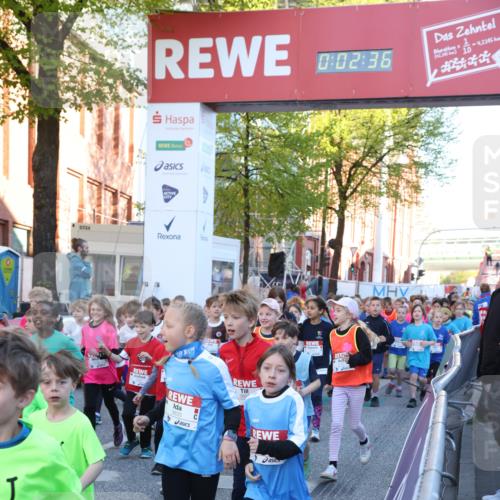 25.04.2025 - Das Zehntel Lena Gebhardt http://msf.ph/oto/7799398 26.04.2025 07:34:30 Allgemein zum Event 7, 2724, 0, 02, 36, 3833, 2345, 4, 2145 meine-sportfotos.de