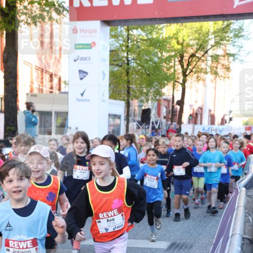 25.04.2025 - Das Zehntel Lena Gebhardt http://msf.ph/oto/7799424 26.04.2025 07:34:31 Allgemein zum Event 3071, 2775 meine-sportfotos.de