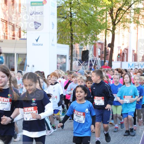 25.04.2025 - Das Zehntel Lena Gebhardt http://msf.ph/oto/7799431 26.04.2025 07:34:32 Allgemein zum Event 724, 2581, 2548, 1976 meine-sportfotos.de