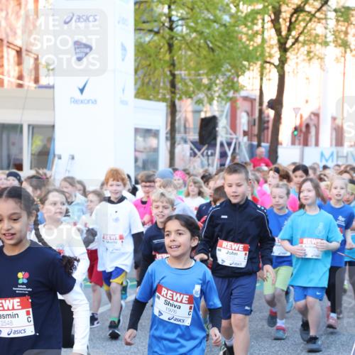 25.04.2025 - Das Zehntel Lena Gebhardt http://msf.ph/oto/7799433 26.04.2025 07:34:32 Allgemein zum Event 2548, 1976, 2572 meine-sportfotos.de