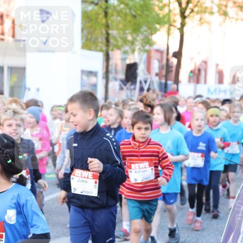 25.04.2025 - Das Zehntel Lena Gebhardt http://msf.ph/oto/7799440 26.04.2025 07:34:33 Allgemein zum Event 2572 meine-sportfotos.de