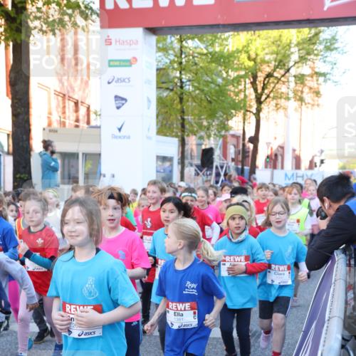25.04.2025 - Das Zehntel Lena Gebhardt http://msf.ph/oto/7799462 26.04.2025 07:34:35 Allgemein zum Event 20, 1381 meine-sportfotos.de