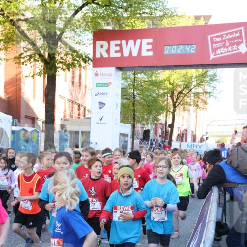 25.04.2025 - Das Zehntel Lena Gebhardt http://msf.ph/oto/7799474 26.04.2025 07:34:36 Allgemein zum Event 02, 42, 42345, 3724, 2066 meine-sportfotos.de