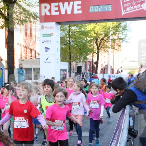 25.04.2025 - Das Zehntel Lena Gebhardt http://msf.ph/oto/7799500 26.04.2025 07:34:39 Allgemein zum Event 2724, 1828, 0, 02, 45, 4, 857, 42345 meine-sportfotos.de