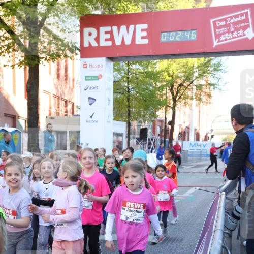 25.04.2025 - Das Zehntel Lena Gebhardt http://msf.ph/oto/7799515 26.04.2025 07:34:40 Allgemein zum Event 0, 02, 46, 2431, 42345 meine-sportfotos.de