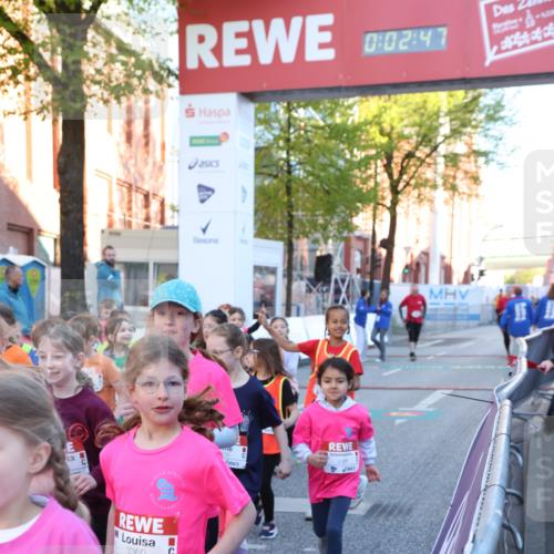 25.04.2025 - Das Zehntel Lena Gebhardt http://msf.ph/oto/7799524 26.04.2025 07:34:41 Allgemein zum Event 3360, 0, 02, 47 meine-sportfotos.de