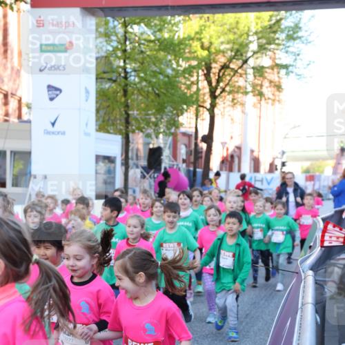 25.04.2025 - Das Zehntel Lena Gebhardt http://msf.ph/oto/7799732 26.04.2025 07:35:30 Allgemein zum Event 3277, 3304 meine-sportfotos.de