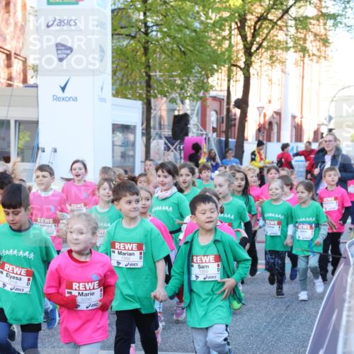 25.04.2025 - Das Zehntel Lena Gebhardt http://msf.ph/oto/7799745 26.04.2025 07:35:31 Allgemein zum Event 1319, 3295, 1352, 1359 meine-sportfotos.de