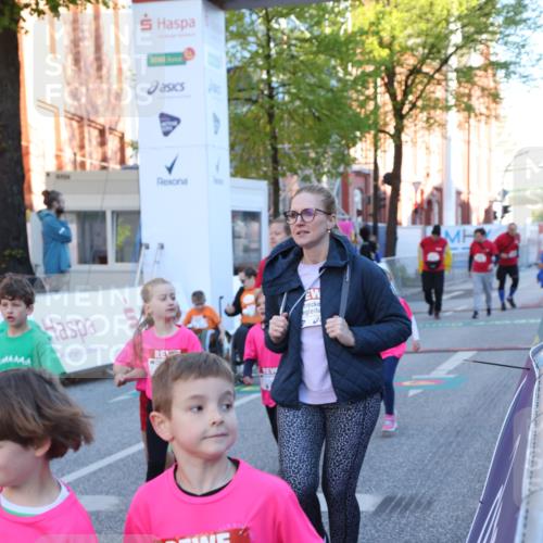 25.04.2025 - Das Zehntel Lena Gebhardt http://msf.ph/oto/7799819 26.04.2025 07:35:35 Allgemein zum Event 3303 meine-sportfotos.de