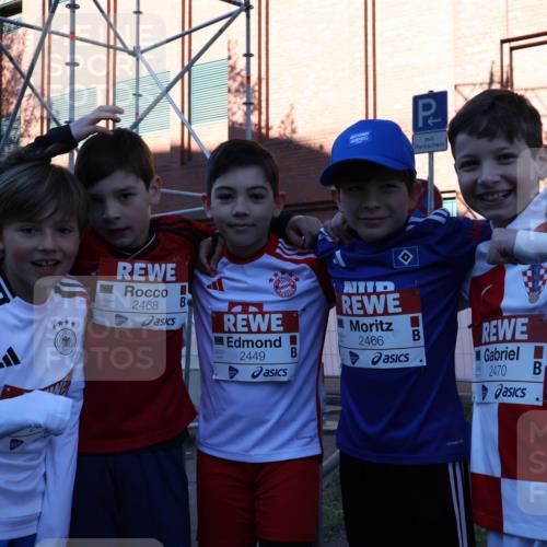 25.04.2025 - Das Zehntel Luisa Fischer http://msf.ph/oto/7799850 26.04.2025 08:27:35 Allgemein zum Event 2698, 2468, 2449, 2466, 2470 meine-sportfotos.de