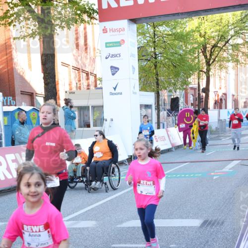 25.04.2025 - Das Zehntel Lena Gebhardt http://msf.ph/oto/7799856 26.04.2025 07:35:37 Allgemein zum Event 0, 3273, 2724 meine-sportfotos.de