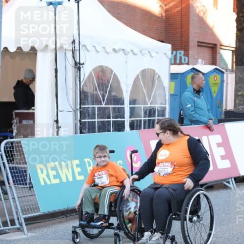 25.04.2025 - Das Zehntel Lena Gebhardt http://msf.ph/oto/7799885 26.04.2025 07:35:39 Allgemein zum Event 3749 meine-sportfotos.de