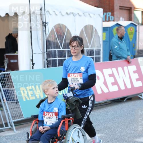 25.04.2025 - Das Zehntel Lena Gebhardt http://msf.ph/oto/7799936 26.04.2025 07:35:42 Allgemein zum Event 1956 meine-sportfotos.de