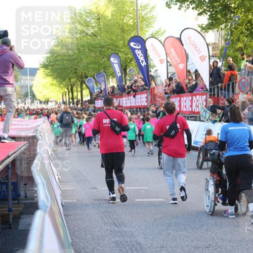 25.04.2025 - Das Zehntel Lena Gebhardt http://msf.ph/oto/7799961 26.04.2025 07:35:52 Allgemein zum Event 92, 9 meine-sportfotos.de