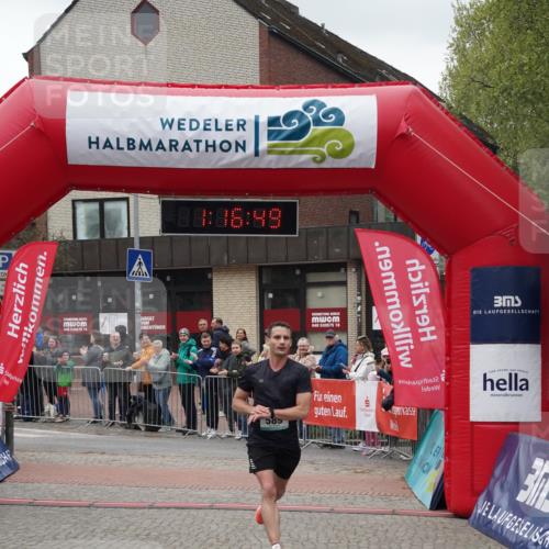 04.05.2025 - 8. Wedeler Halbmarathon Felixshl http://msf.ph/oto/7815189 04.05.2025 11:16:47 Ziel 589 meine-sportfotos.de