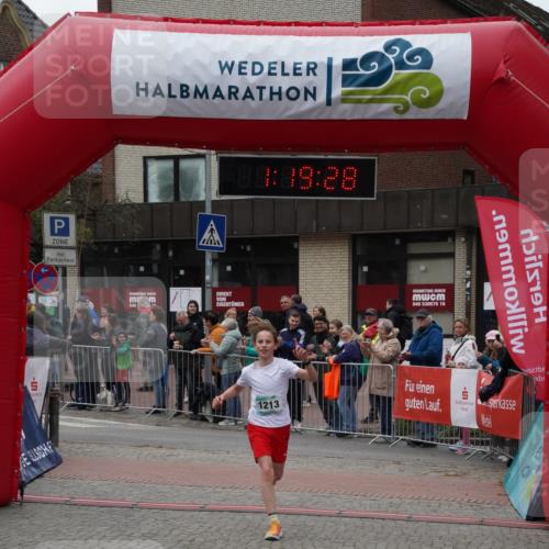04.05.2025 - 8. Wedeler Halbmarathon Felixshl http://msf.ph/oto/7815252 04.05.2025 11:19:26 Ziel 1213 meine-sportfotos.de