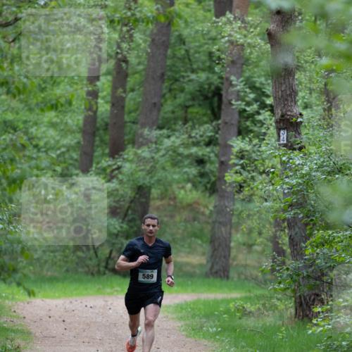04.05.2025 - 8. Wedeler Halbmarathon Michael Strokosch http://msf.ph/oto/7815304 04.05.2025 10:27:07 Laufen 589 meine-sportfotos.de