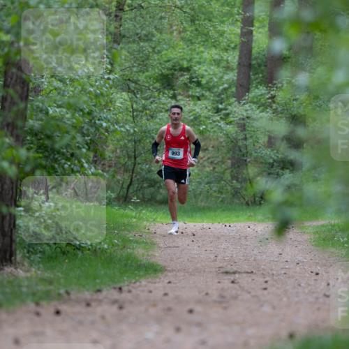 04.05.2025 - 8. Wedeler Halbmarathon Michael Strokosch http://msf.ph/oto/7815446 04.05.2025 10:29:23 Laufen 993 meine-sportfotos.de