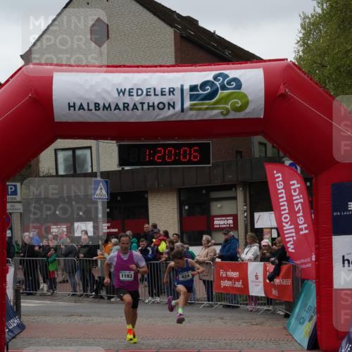 04.05.2025 - 8. Wedeler Halbmarathon Felixshl http://msf.ph/oto/7815478 04.05.2025 11:20:04 Ziel 424, 1193 meine-sportfotos.de
