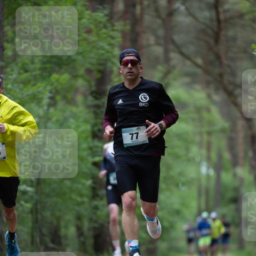 04.05.2025 - 8. Wedeler Halbmarathon Michael Strokosch http://msf.ph/oto/7815632 04.05.2025 10:32:22 Laufen 77 meine-sportfotos.de