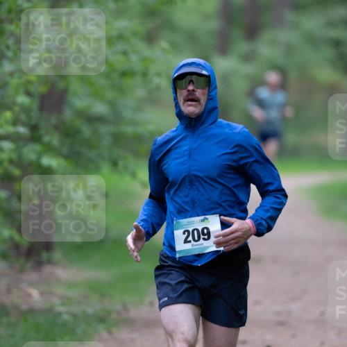 04.05.2025 - 8. Wedeler Halbmarathon Michael Strokosch http://msf.ph/oto/7815698 04.05.2025 10:34:13 Laufen 856, 209 meine-sportfotos.de