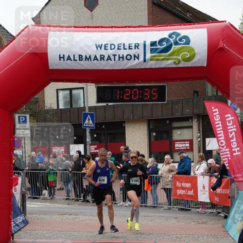 04.05.2025 - 8. Wedeler Halbmarathon Felixshl http://msf.ph/oto/7815706 04.05.2025 11:20:33 Ziel 628, 933, 952, 1156 meine-sportfotos.de